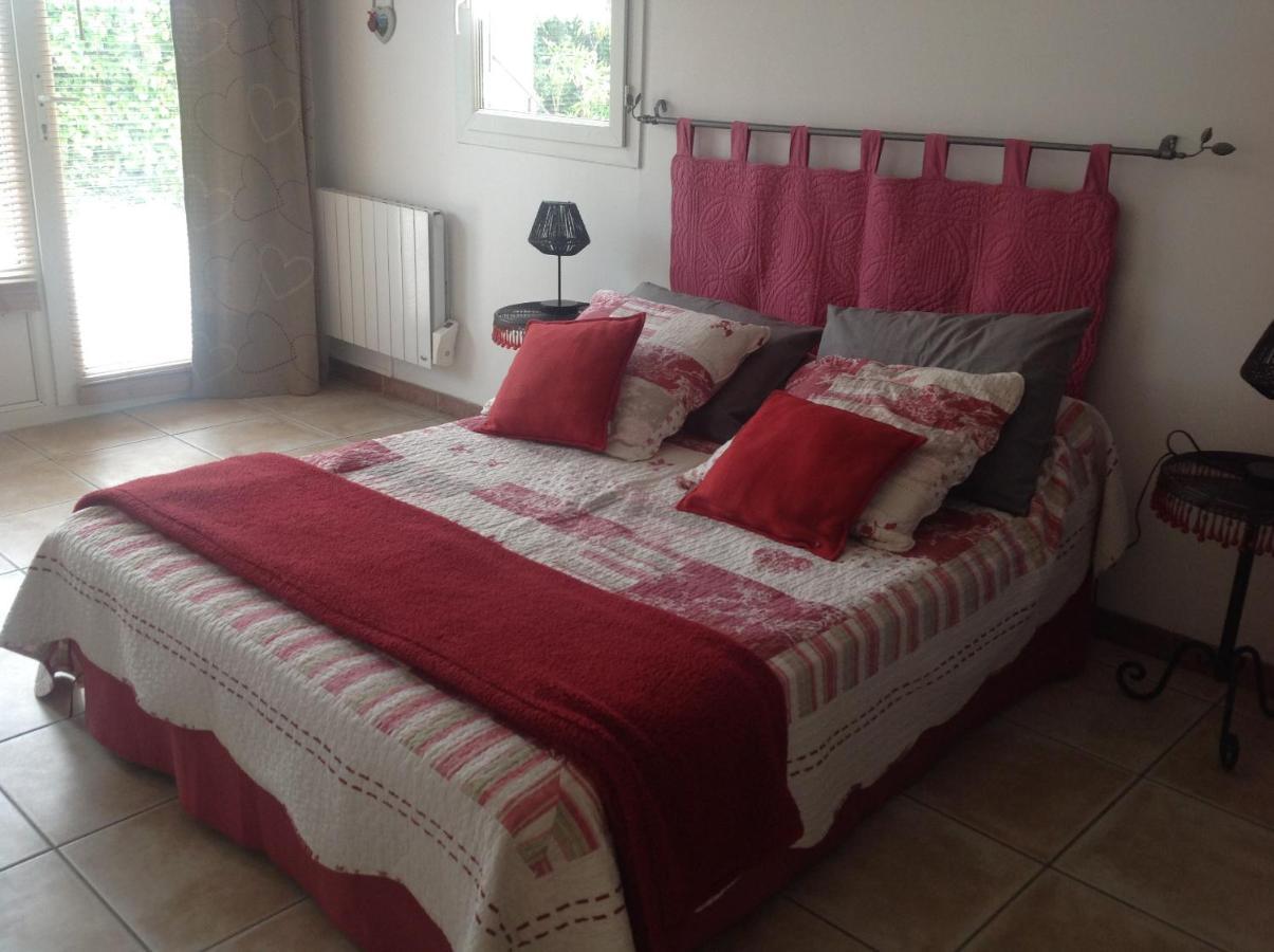 Gite Mas Uranie Le Soler Exterior foto